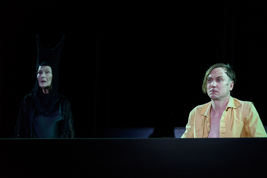 Edith Clever und Lars Eidinger in Jedermann, Salzburger Festspiele, 2022