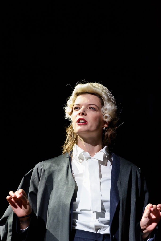 Lorena Emmi Mayer in Prima Facie, Landestheater Linz, 2023